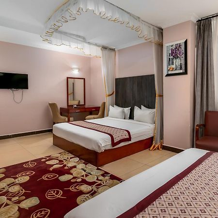 Russell Hotel 캄팔라 외부 사진