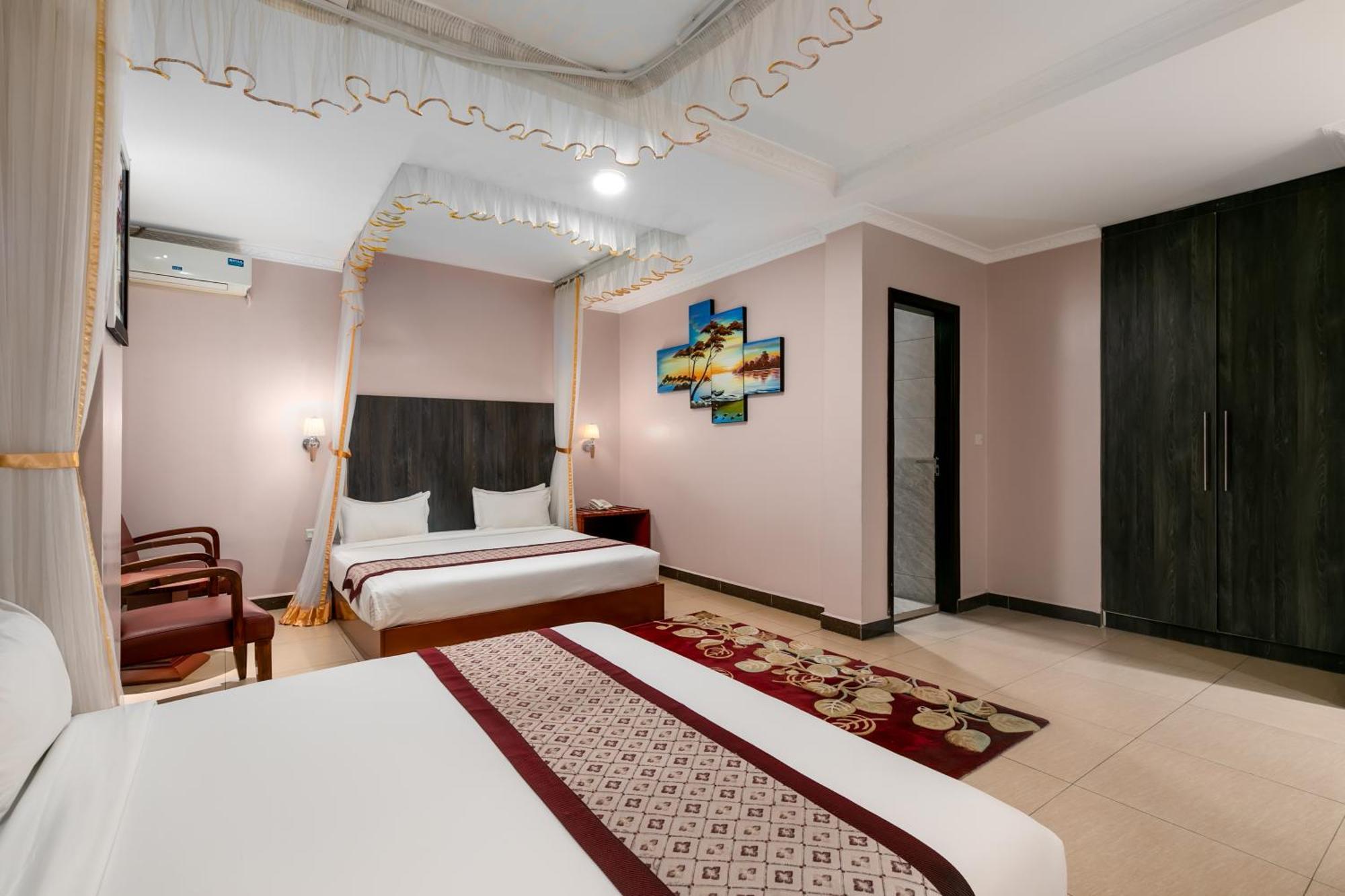 Russell Hotel 캄팔라 외부 사진